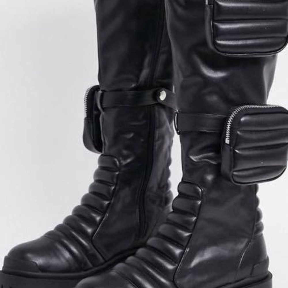 Akira Moto boots !!